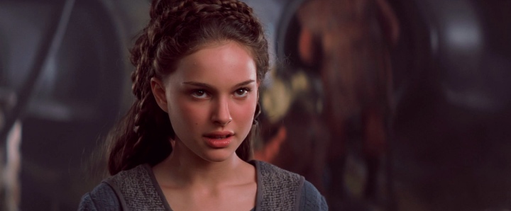 Padmé looks at Qui-Gon in disbelief